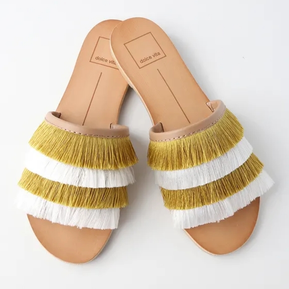 Dolce Vita Shoes - 🌿Dolce Vita Fringe Sandal🌿